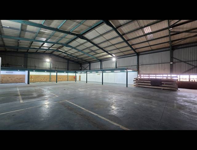 750M² WAREHOUSE FOR SALE IN SPARTAN